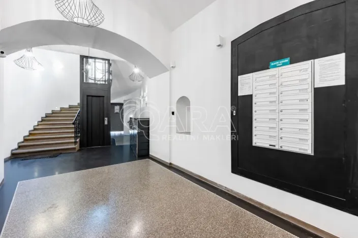Pronájem bytu 3+kk, Praha - Nové Město, Truhlářská, 186 m2