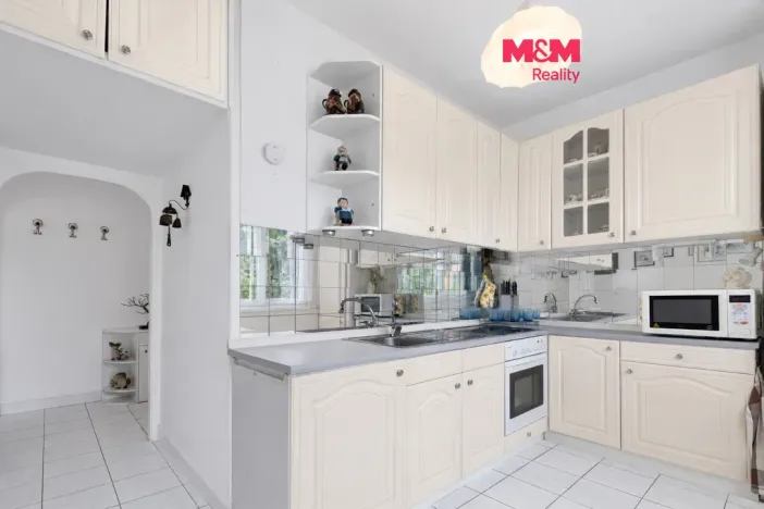 Prodej bytu 3+1, Frýdek-Místek - Místek, Bezručova, 74 m2