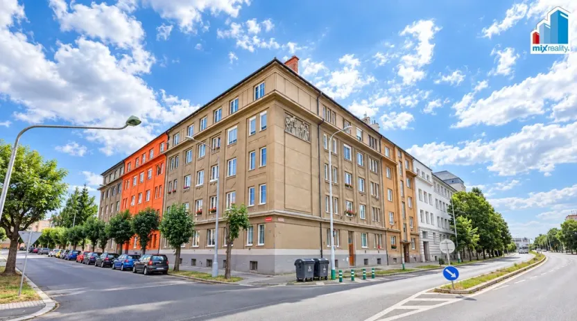 Prodej bytu 3+kk, Plzeň - Jižní Předměstí, náměstí Míru, 73 m2
