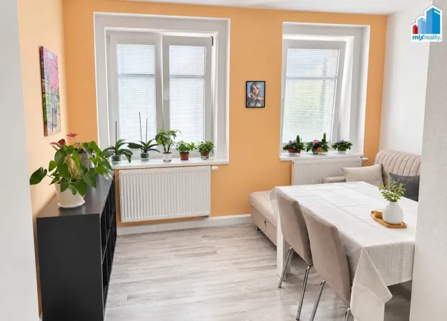 Prodej bytu 3+kk, Plzeň - Jižní Předměstí, náměstí Míru, 73 m2