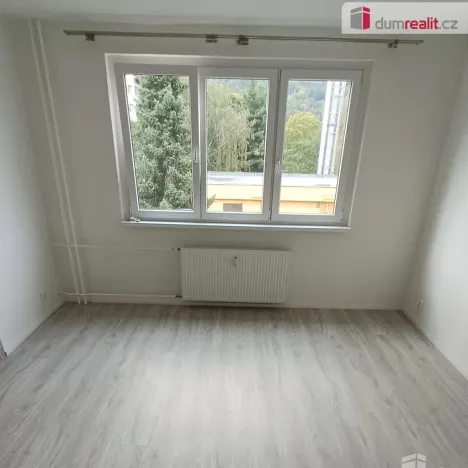 Pronájem bytu 2+1, Benešov nad Ploučnicí, Sídliště, 56 m2