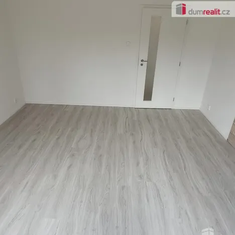 Pronájem bytu 2+1, Benešov nad Ploučnicí, Sídliště, 56 m2