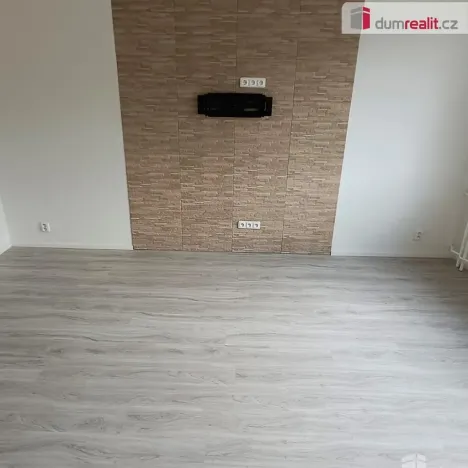 Pronájem bytu 2+1, Benešov nad Ploučnicí, Sídliště, 56 m2
