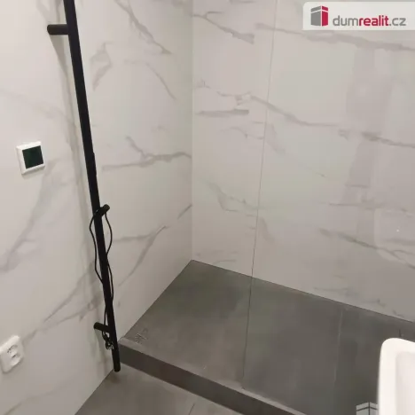 Pronájem bytu 2+1, Benešov nad Ploučnicí, Sídliště, 56 m2