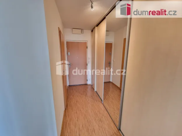 Pronájem bytu 2+kk, Kralupy nad Vltavou, sídl. Hůrka, 40 m2