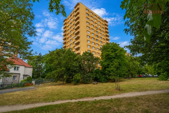 Prodej bytu 1+kk, Praha, Vavřenova, 28 m2