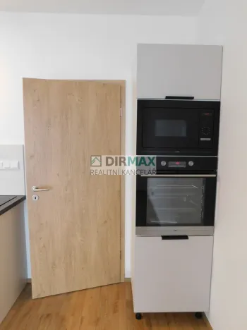 Pronájem bytu 1+kk, Plzeň - Jižní Předměstí, Železná, 38 m2