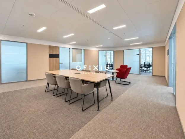 Pronájem kanceláře, Praha - Košíře, Vrchlického, 750 m2