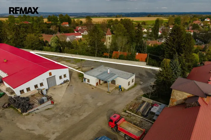 Pronájem skladu, Buřenice, 1400 m2
