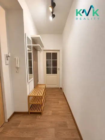 Pronájem bytu 2+kk, Karlovy Vary, Vrchlického, 55 m2