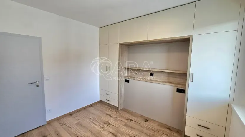 Pronájem bytu 2+kk, Praha - Hlubočepy, Fabiánové, 42 m2