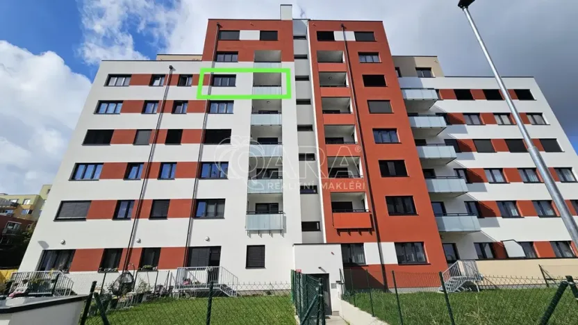 Pronájem bytu 2+kk, Praha - Hlubočepy, Fabiánové, 42 m2