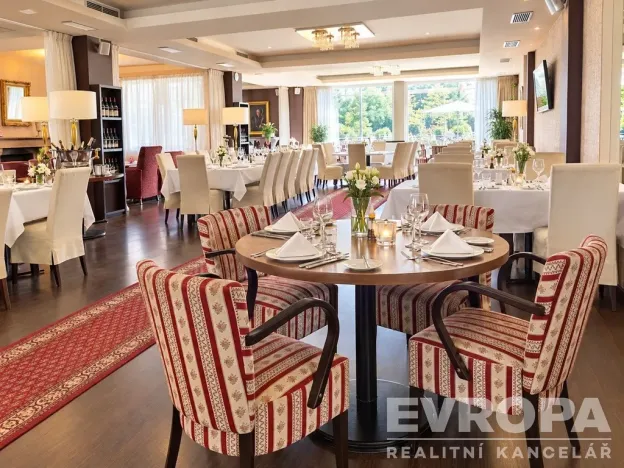 Pronájem restaurace, Plzeň, okres plzeň-město, 245 m2