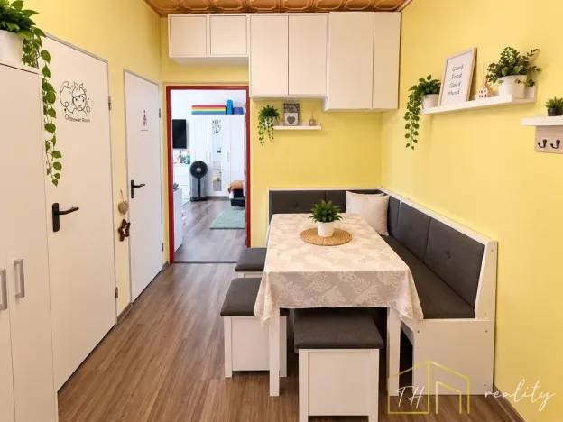 Prodej bytu 2+1, Kadaň, Na Podlesí, 52 m2