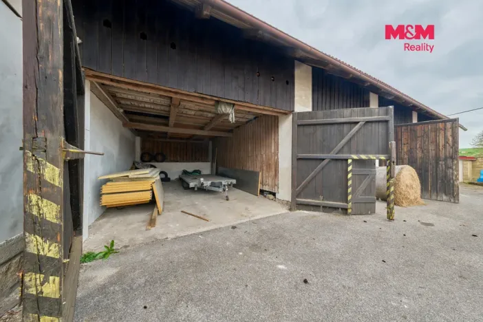 Pronájem výrobních prostor, Dubenec, 453 m2