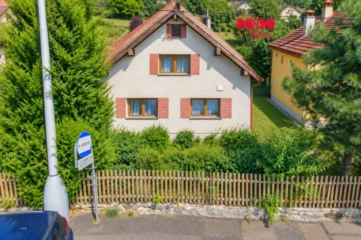 Prodej rodinného domu, Lesná, 208 m2