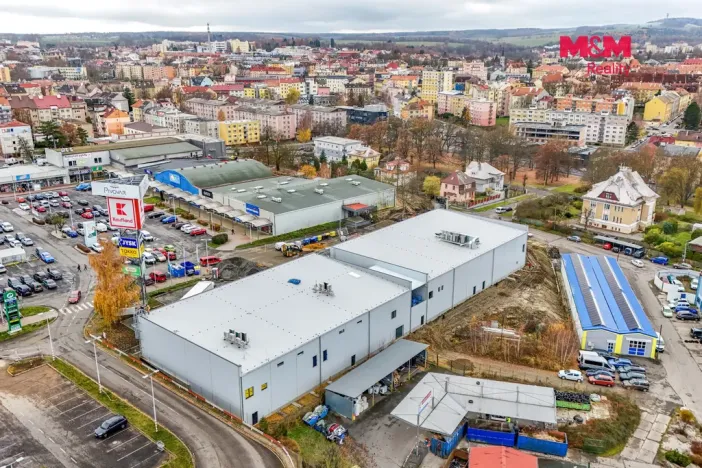 Pronájem výrobních prostor, Cheb, Karlova, 2200 m2