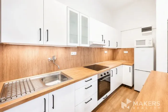 Pronájem bytu 2+1, Praha - Bubeneč, Verdunská, 55 m2