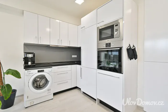 Prodej bytu 3+kk, Praha - Vršovice, Kubánské náměstí, 59 m2