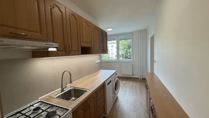 Pronájem bytu 2+1, Zlín, Kúty, 63 m2