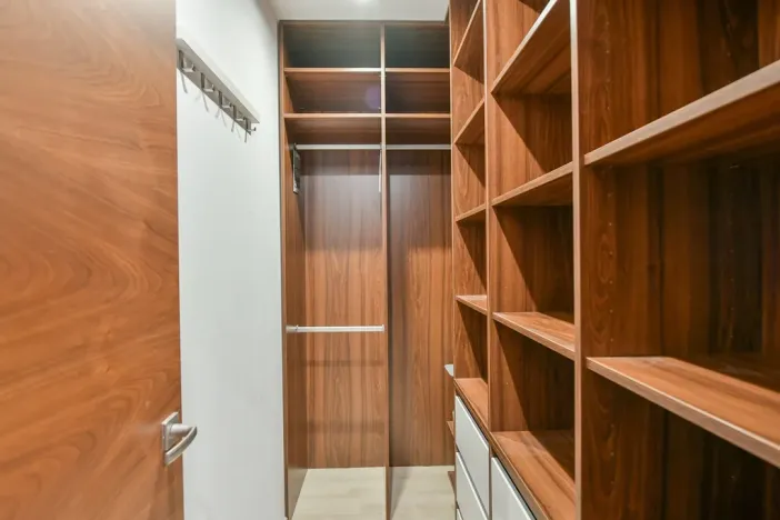 Pronájem bytu 2+1, Praha - Bubeneč, Národní obrany, 74 m2