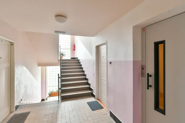 Pronájem bytu 2+1, Praha - Bubeneč, Národní obrany, 74 m2