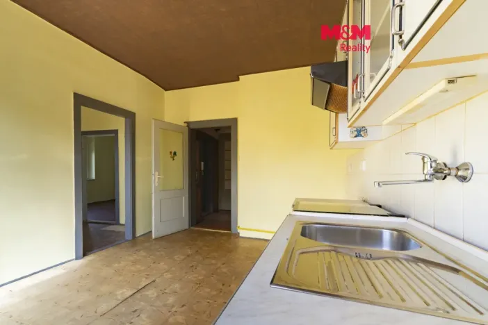 Prodej bytu 2+1, Aš, Nádražní, 73 m2