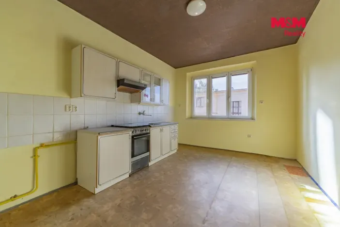Prodej bytu 2+1, Aš, Nádražní, 73 m2