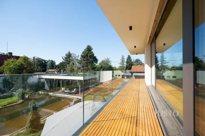 Prodej rodinného domu, Ohrobec, Lhotecká, 349 m2