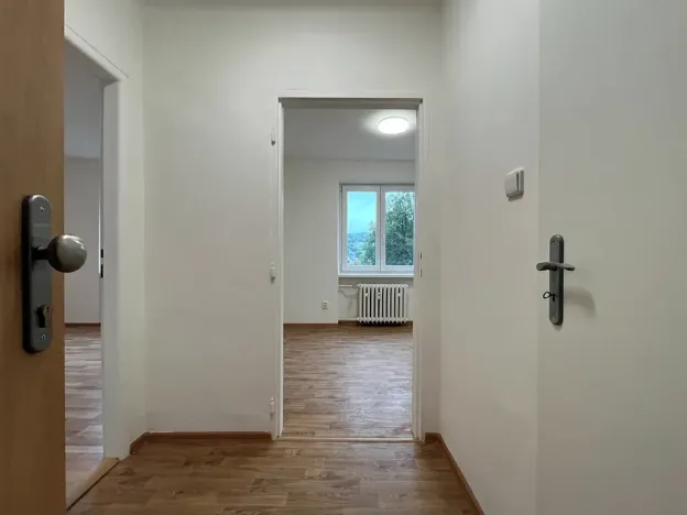 Pronájem bytu 1+1, Třinec, Jablunkovská, 30 m2