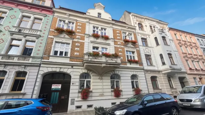 Prodej komerční nemovitosti, Teplice, Karla Čapka, 353 m2