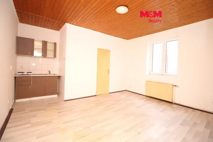 Pronájem bytu 1+kk, Jaroměř - Pražské Předměstí, Národní, 21 m2