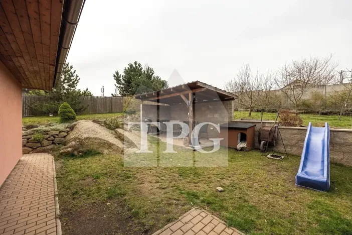 Prodej rodinného domu, Doubravčice, Pod vodárnou, 140 m2