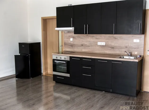 Prodej bytu 2+kk, Praha, Radlická, 42 m2