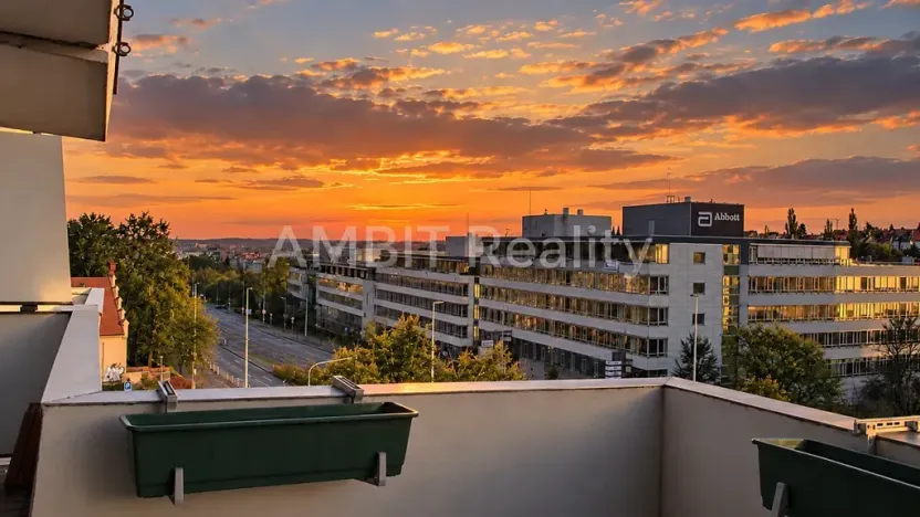 Pronájem bytu 3+1, Praha - Dejvice, Evropská, 86 m2