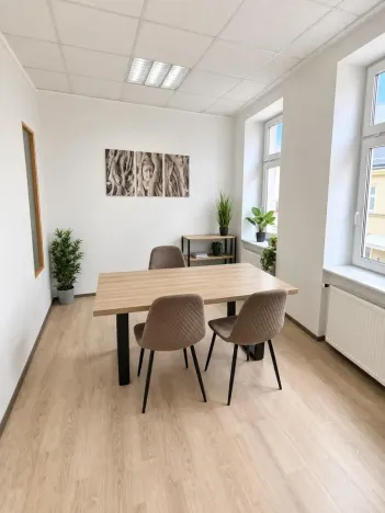 Pronájem kanceláře, Teplice, Krupská, 130 m2