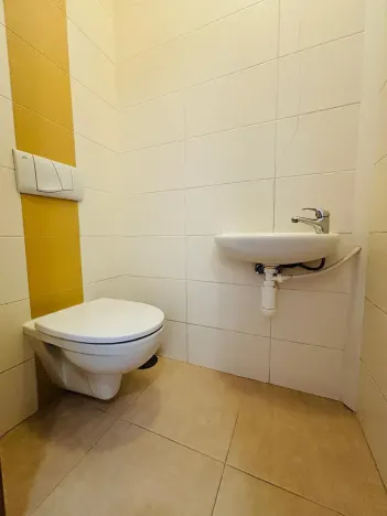 Pronájem bytu 3+kk, Praha - Karlín, Křižíkova, 73 m2