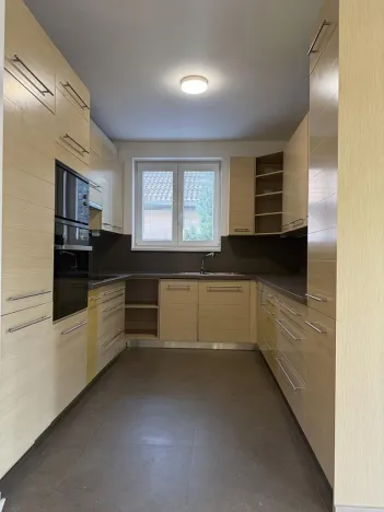 Pronájem rodinného domu, Syrovice, 140 m2