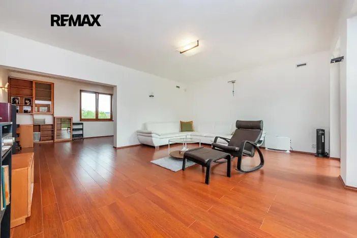 Prodej rodinného domu, Praha - Řeporyje, Havlůjové, 300 m2