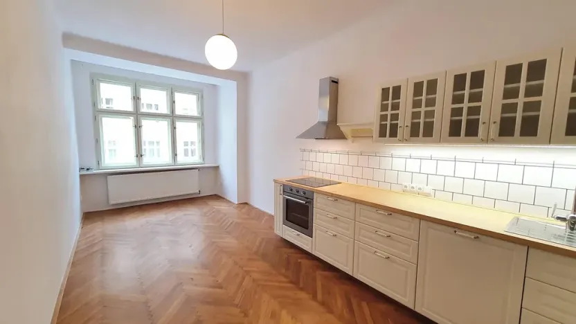 Pronájem bytu 3+1, Praha - Vinohrady, Slezská, 96 m2