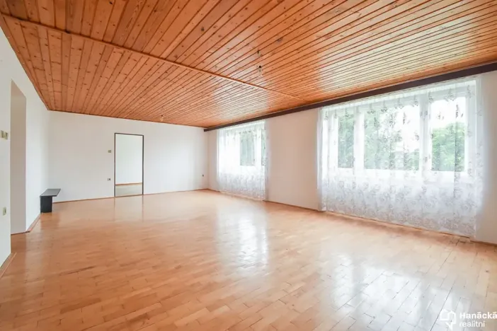 Prodej rodinného domu, Dubčany, 290 m2
