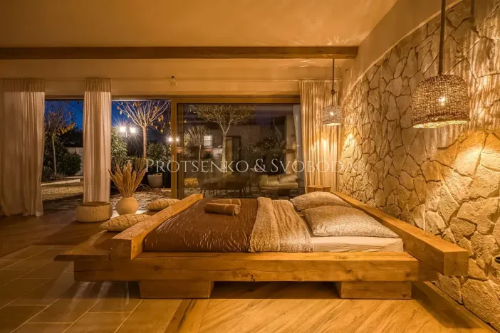 Prodej vícegeneračního domu, Lipí, 223 m2