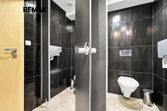 Prodej obchodního prostoru, Plzeň, Částkova, 388 m2