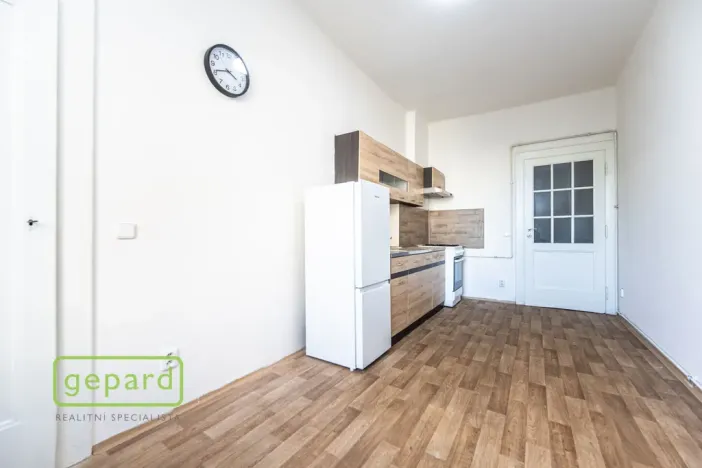 Pronájem bytu 2+kk, Praha, Osadní, 46 m2