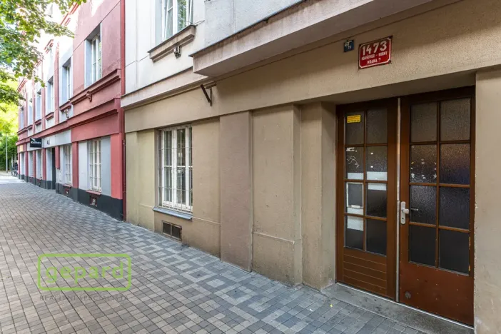 Pronájem bytu 2+kk, Praha, Osadní, 46 m2