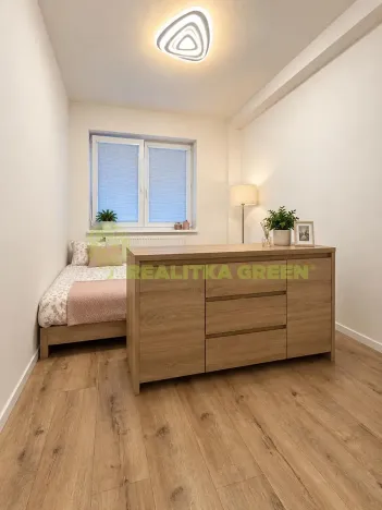 Prodej bytu 2+1, Vsetín, Sušilova, 38 m2