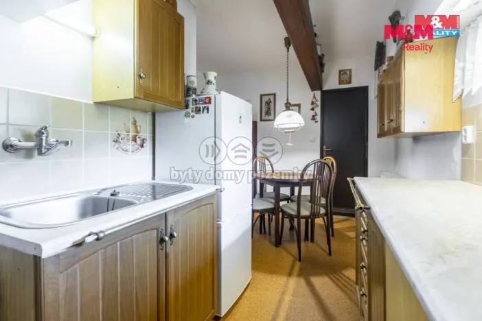 Prodej ubytování, Deštné v Orlických horách, 590 m2