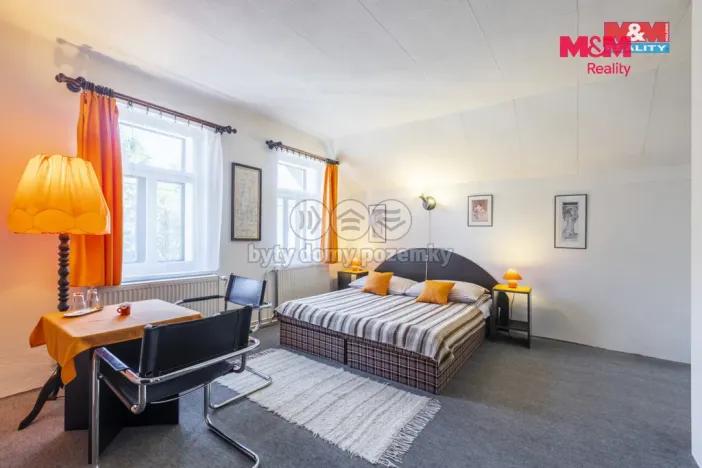 Prodej ubytování, Deštné v Orlických horách, 590 m2