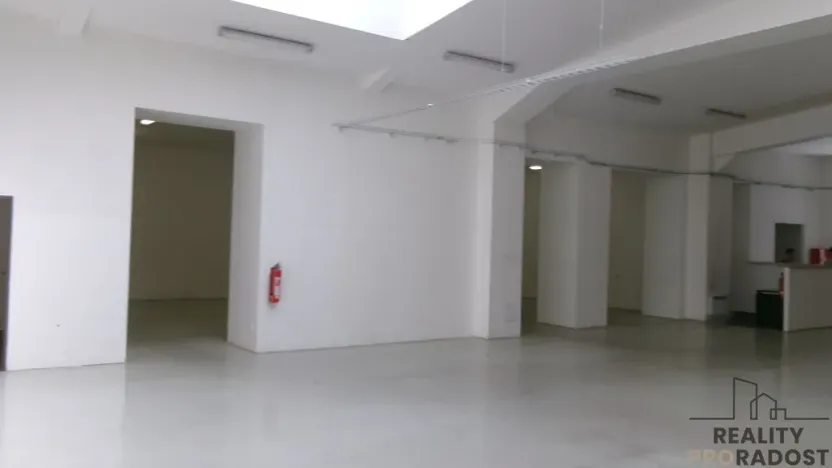 Pronájem skladu, Brno, Cejl, 464 m2