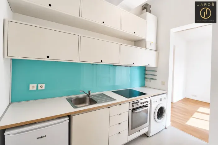 Pronájem bytu 2+kk, Praha - Vinohrady, Jana Masaryka, 37 m2